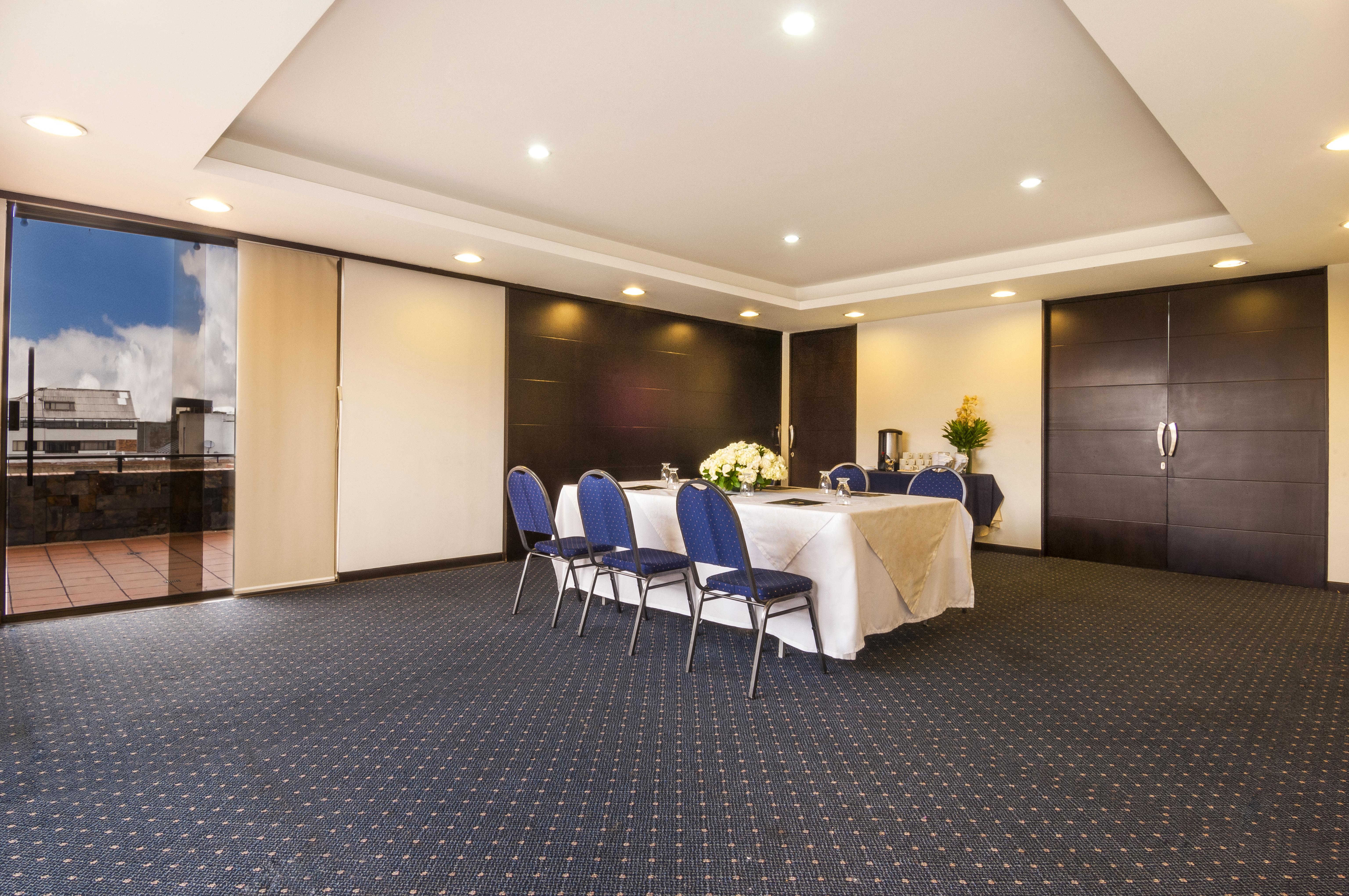 Egina 4* Bogota